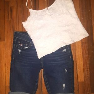 Hollister bundle